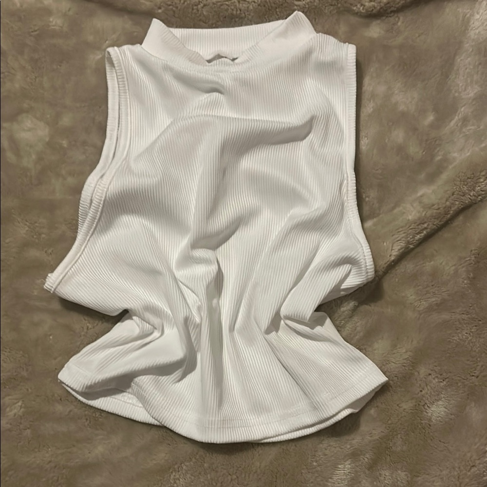 Sleeveless Classy White Ribbed Top